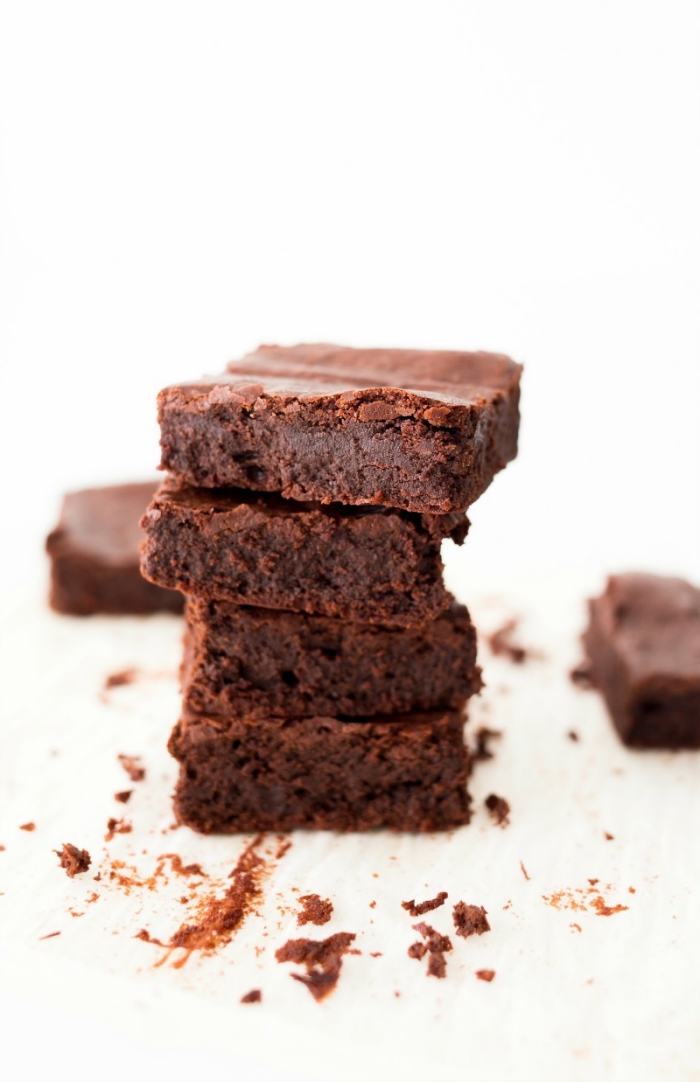 brownies rezept einfach und schnell, schokoaldenkuchen zubereiten, kuchen mit schokolade