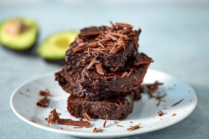 brownies rezept rinfach, schokokuchen ohne eiern mit avocado und kakao