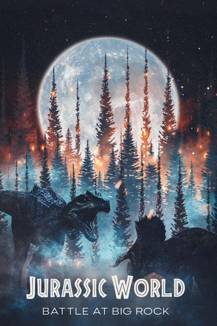 jurassic world battle at big rock, poster zu dem kurzilm mit zwei großen dinosauriern, ein wald mit bäumen und feuer in der nacht, großer weißer mond
