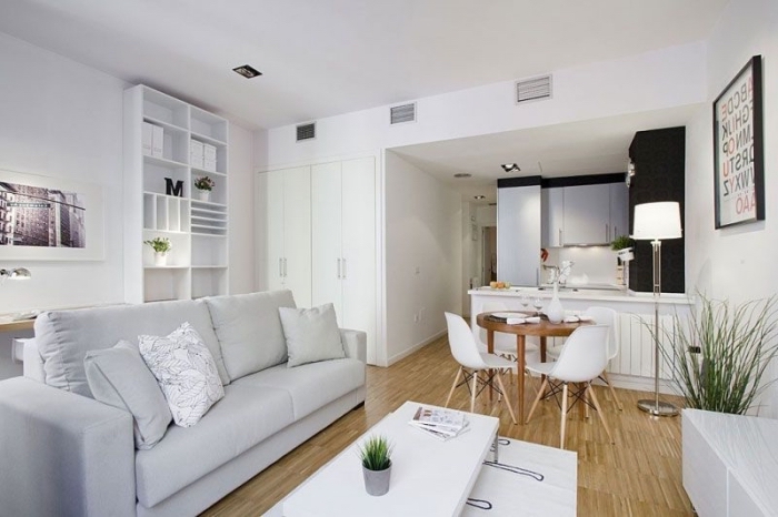 kleines wohnzimmer einrichten, wohnzimmergestaltung in weiß, wohnzimmerdeko ideen