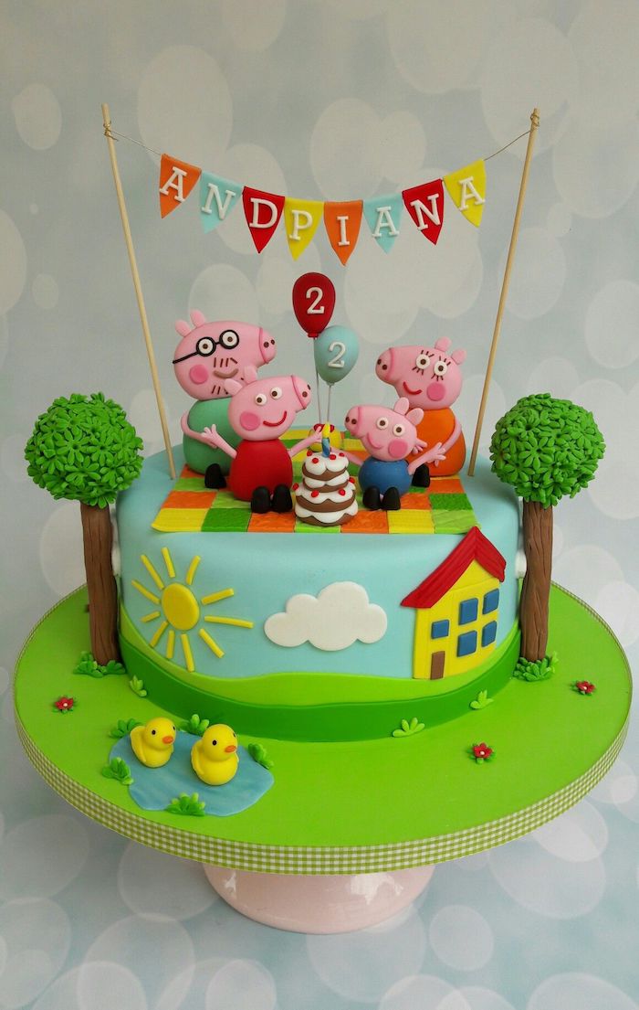 Torte für Kindergeburtstag mit Peppa Wutz Familie, Picknick machen, zwei Ballons, Kuchen und Girlande