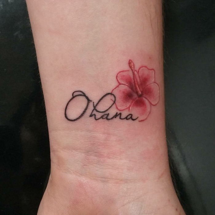 Ohana Tattoo Handgelenk