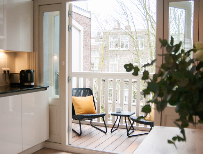 minimalistische einrichtung wohnung mit balkon ideen gestaltung