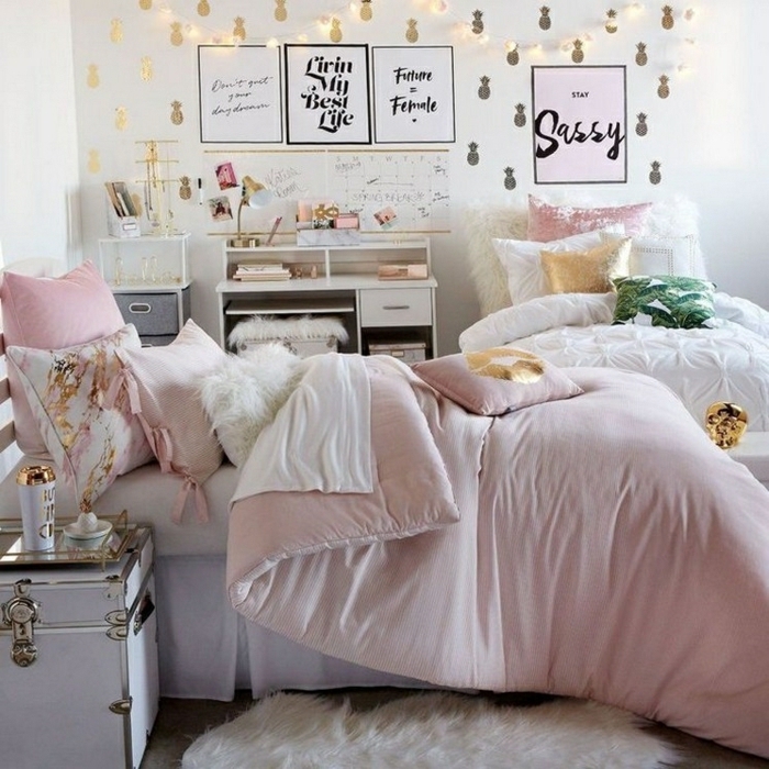tumblr zimmer deko, mädchenzimmer gestalten, zimmergestaltung in weiß, rosa und gold