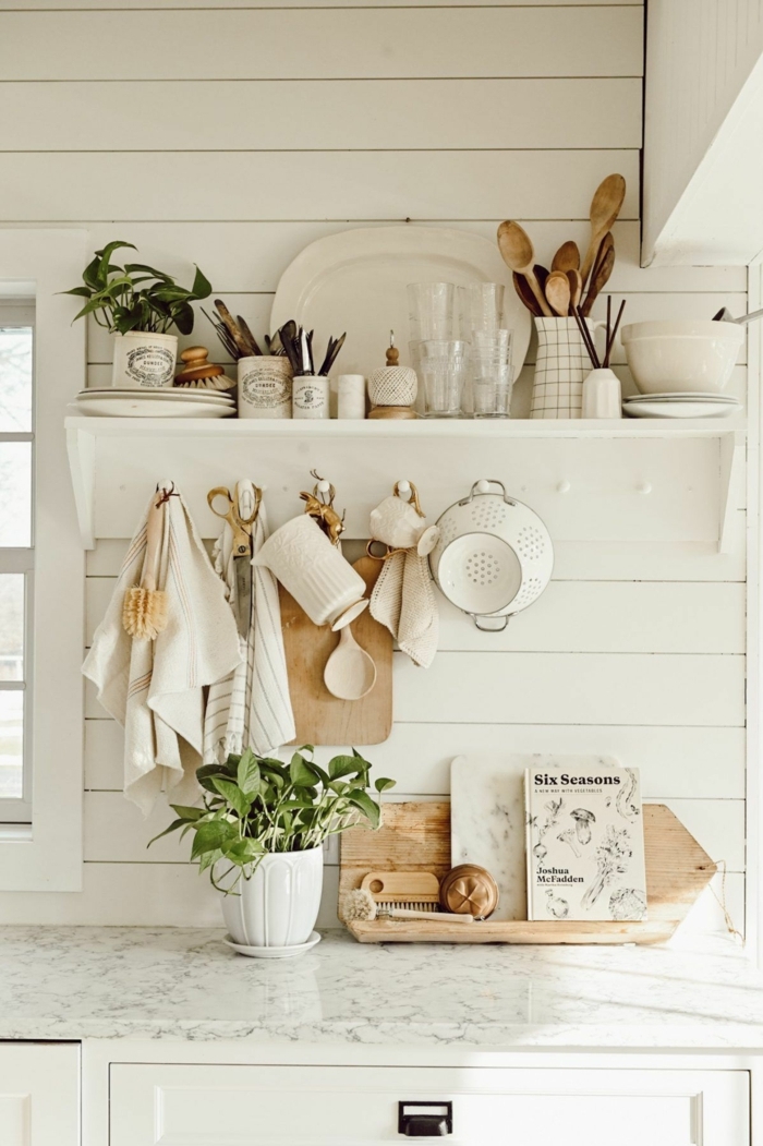 Pinterest Küche Dekoration, Interior Design in monochrome weiße Farbe, besteck aus Holz, 