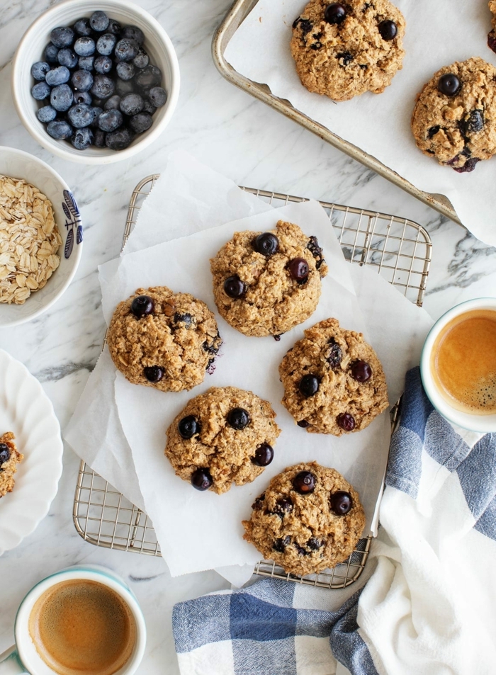 ernährungsplan für schwangere muffins mit haferflocken und blaubeeren gesunder nachtisch