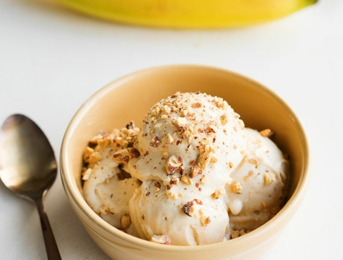 5 kochen für gäste nachtishc ideen eicsreme mit bananen und nüssen sommerrezepte rezepte für den sommer ice cream
