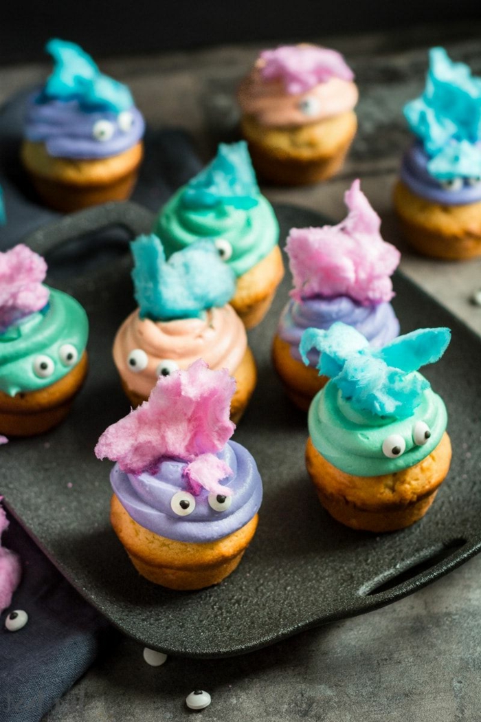 lustige muffins für kindergeburtstag bunte farben leckere rezepte zum backen für geburtstage für kinder