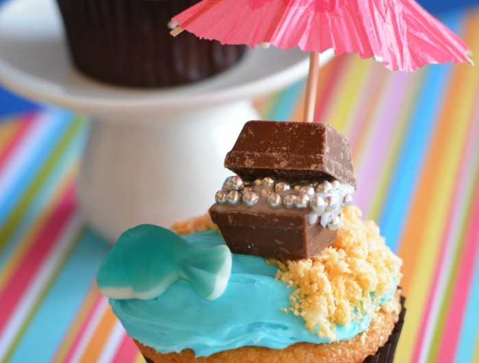 schatztruhe strand sonnenschirm cupcakes piraten geburtstagsparty muffins kindergarten rezepte