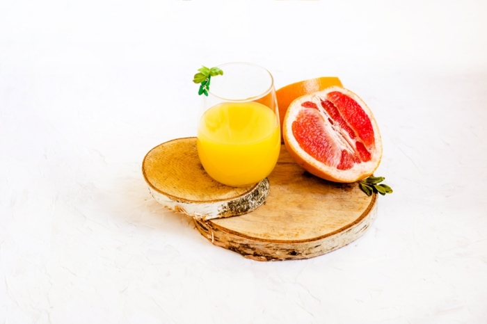 slow juicer kauftipps frischer gesunder saft zuhause grapefruit orange gesund leben