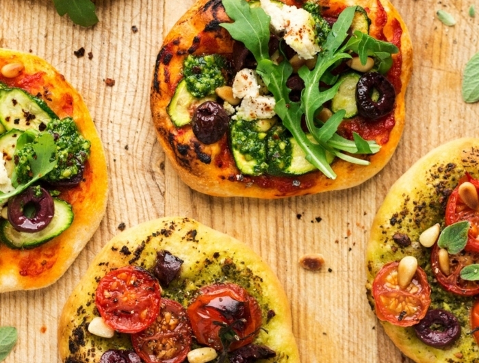 vegetarisches essen leckere mini pizzas häppchen party rezepte für gäste ohne fleisch