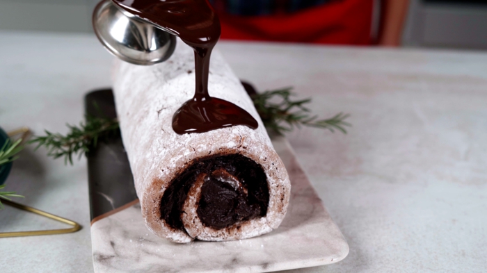 yule log rezept einfach gesundes dessert weihnachtlicher nachtisch rolle mit schokolade