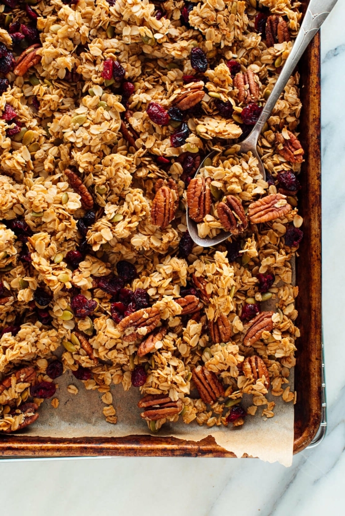 gesundes müsli selber machen granola mit pekannüssen frühstück ideen rezepte zum abnehmen