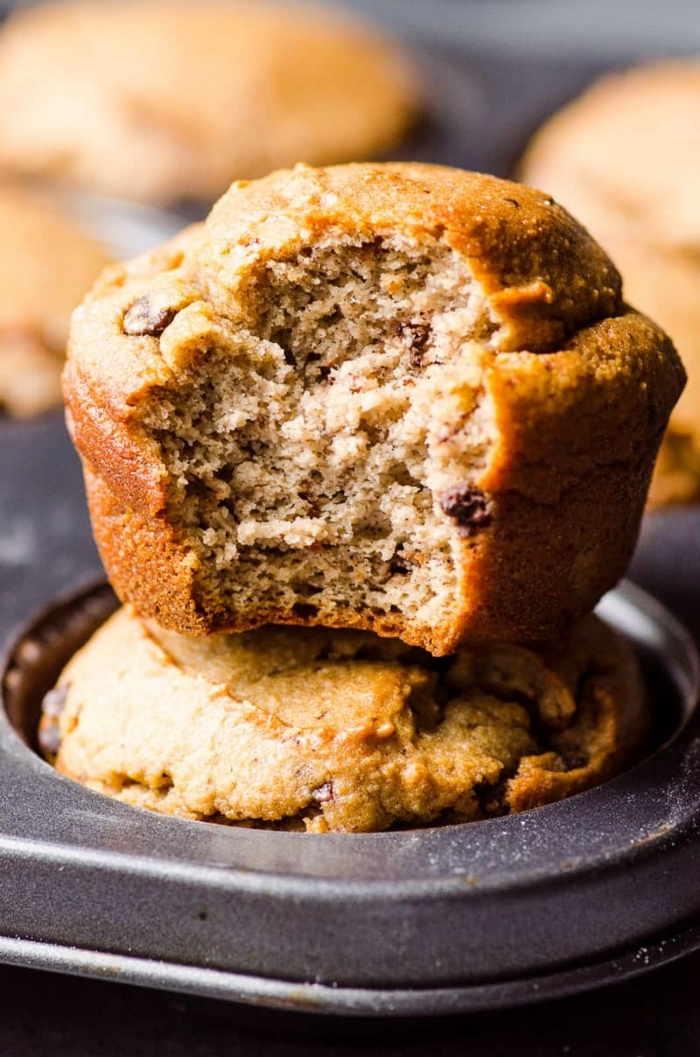 muffins für kinder gesunde cupcakes mit bananen und schokoaldenchips muffinsrezepte backrezepte ideen
