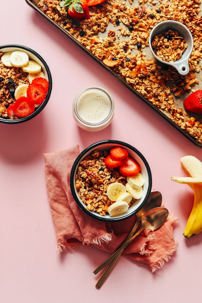 was ist granola müslifrühstück mit früchten gesundes müsli bestes rezept frühstück zum abnehmen