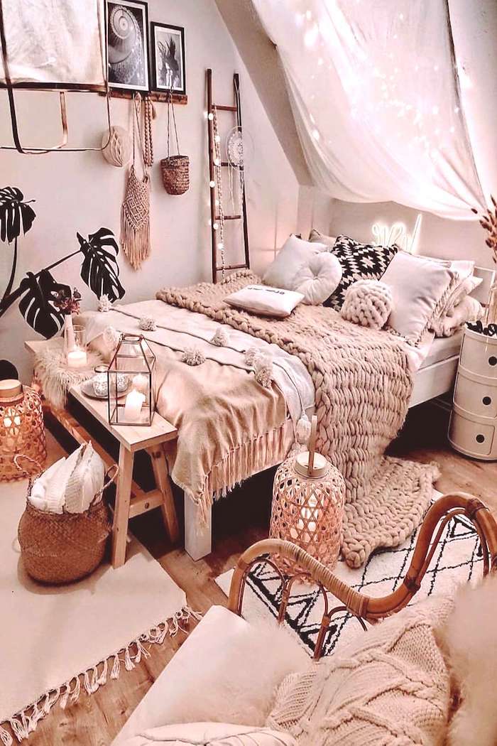 böhmischer stil ideen für das schlafzimmer dekoration boho chic style pinke und beige farben tumblr zimmer ideen teenager mädchen raum ausstatten