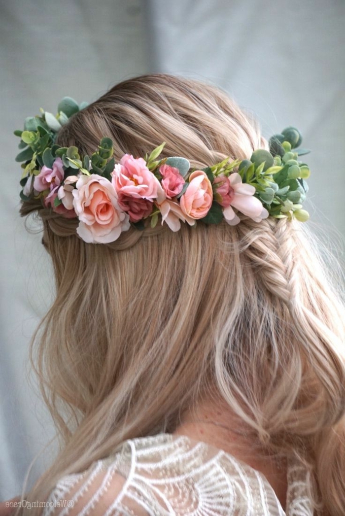 Frisur Kommunion Mit Kranz : Eine Schöne Halboffene Frisur Mit Einem Blumenkranz 🌸🌼 Ideal Für Bräute