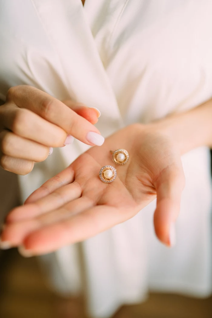 muttermilchschmuck ohrringe aus gold schmuck mit muttermilch besondere erinnerung an die stillschaft