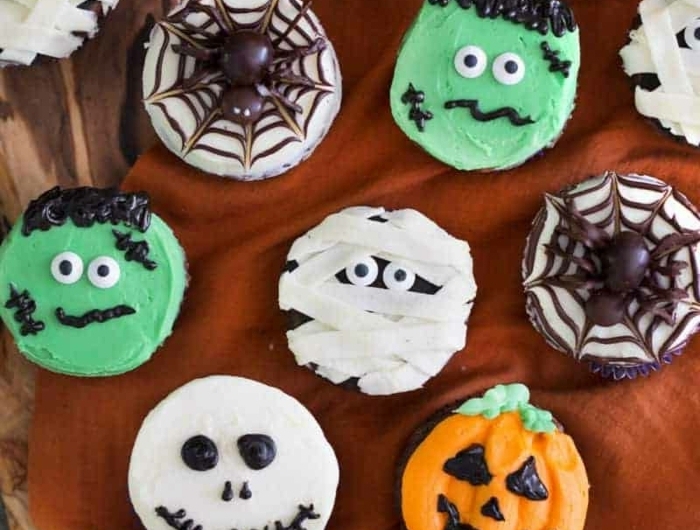 halloween rezepte kinder cupcakes dekorieren gruselige deko muffins mit schokolade schokoladenmuffins