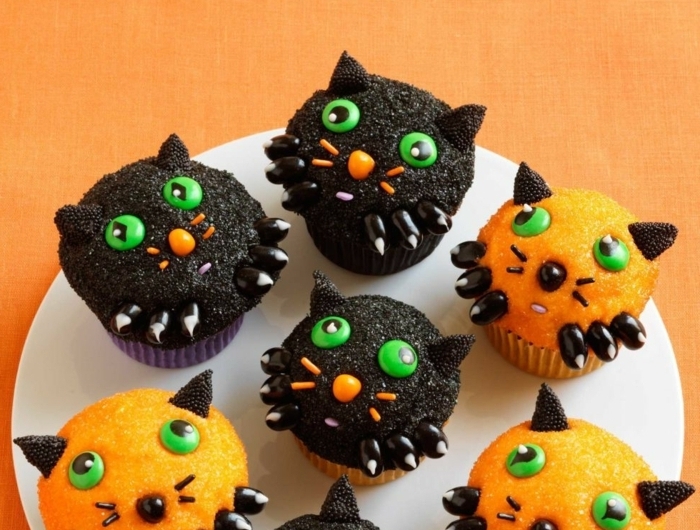 halloween rezepte kinder cupcakes katzen kürbismuffins kürbiscupcakes selber machen