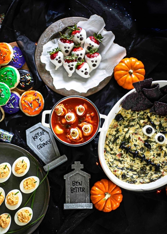 halloween snacks ideen partyessen für kinder kinderparty rezepte geiste erdbeeren gruselig