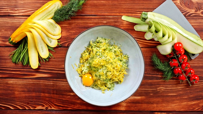 vegetarische gerichte mittagesse ohne fleisch zucchini fritters selber machen schritt für schritt
