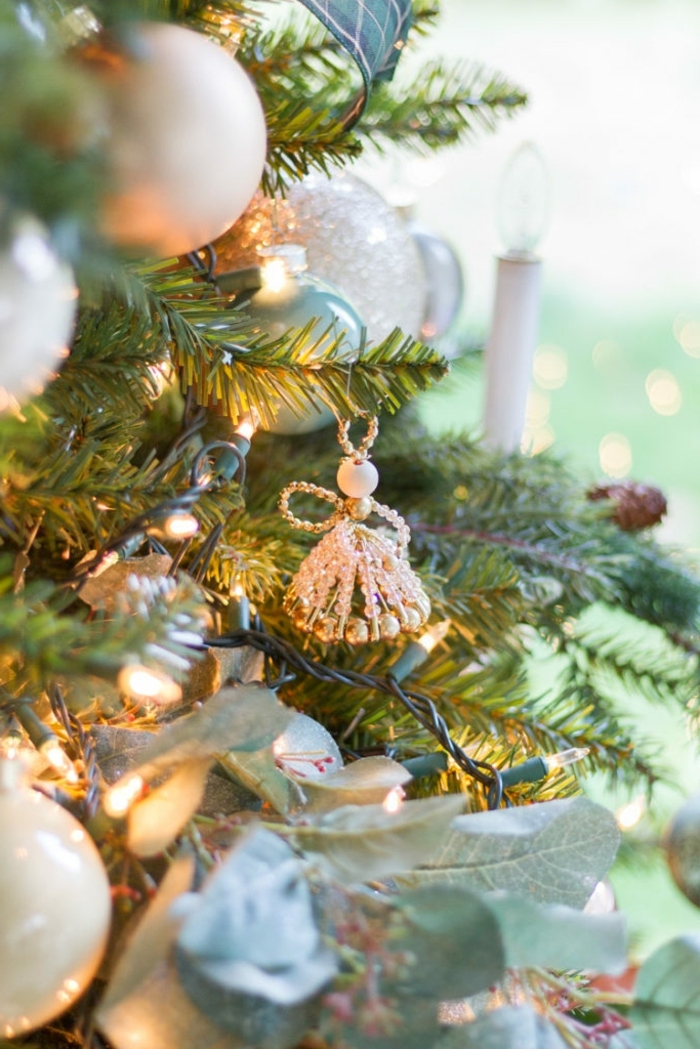 0 winterdeko basteln anleitungen ideen engel selber machen weihnachtsschmuck christmasschmuck aus perlen