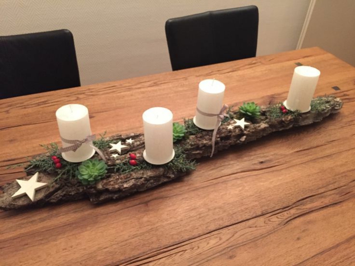 adventskranz basteln holzrinde dekorieren adventskranz holz kerzen moos weihnachtsdeko