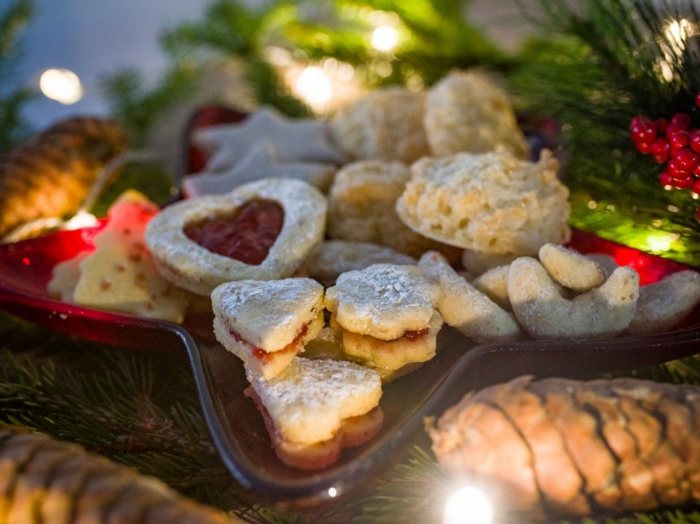 einfache plätzchen rezepte kleine zimtsterne und herzen weihnachten desserts einfache weihnachtsgebäck rezepte