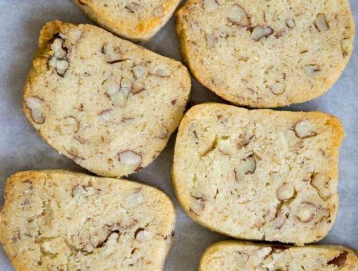 low carb kekse mit wenig kalorien pekannüsse mit kokosmehl vamilleextrakt schnell zubereiten