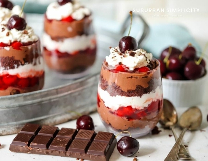 nachtisch im glas rezepte dessert ideen einfach und schnell parfait mit schokolade und erdbeeren
