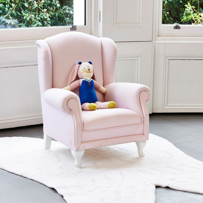 polsterstoffe für stühle kaufen möbelbezugsstoff richtige polsterstoff für stühle im kinderzimmer hellrosa plüsch spielzeug helles zimmer