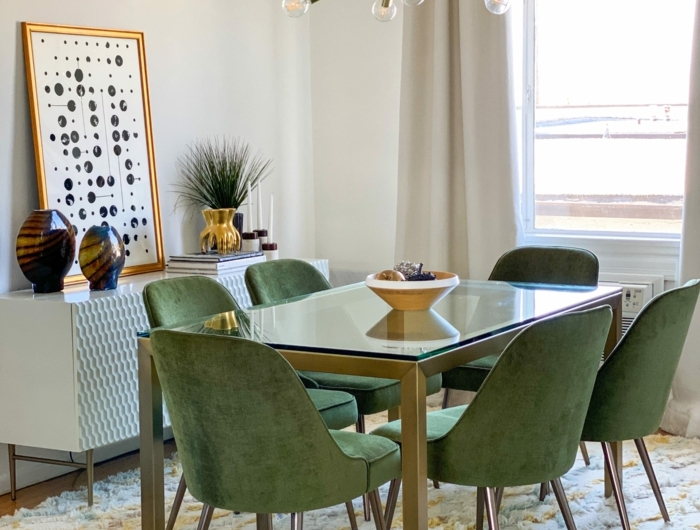 polsterstoffe kaufen möbelstoffe landhausstill sechs stühle mit olivengrüner polsterung velour
