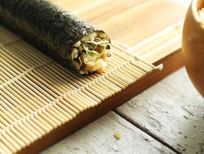 sushi ohne fleisch zubereiten schritt für schritt rezepte mit reis japanisch