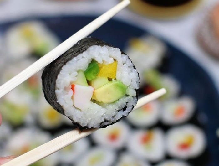 sushi reis selber machen schritt für schritt fingerfood für party japanische küche