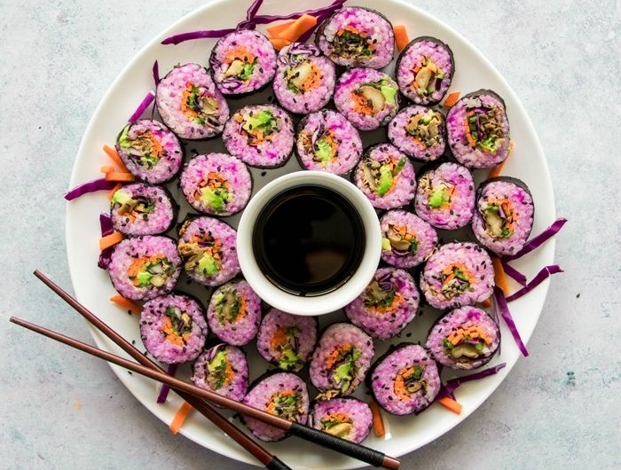sushi selber machen rezept die besten ideen rosa reis japanisches fingefood