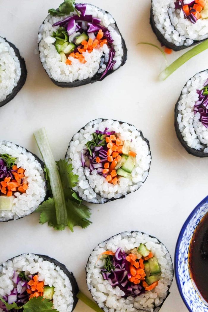 sushi selber machen rezept fingerfood ideen schritt für schritt japanische häppchen