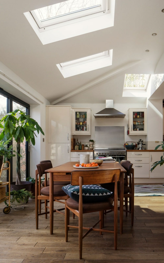 esszimmer mit dachfenster austauschen kosten dekoration mit pflanzen großer esstisch aus holz moderne einrichtung küche