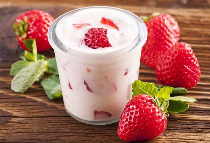 fruchtjoghurt selber machen erdbeerjoghurt rezept mit kokosmilch