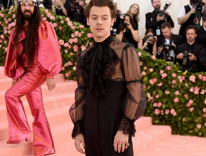 inspiration harry styles style inspo fashion met gala 2019 alessandro michele gucci outfit