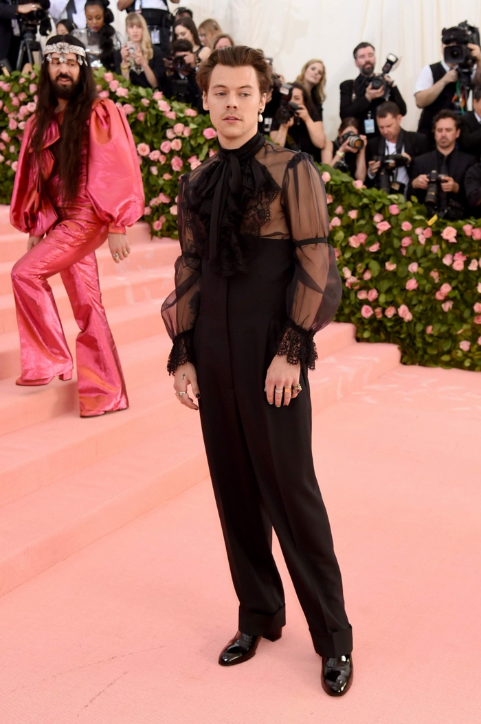 inspiration harry styles style inspo fashion met gala 2019 alessandro michele gucci outfit 