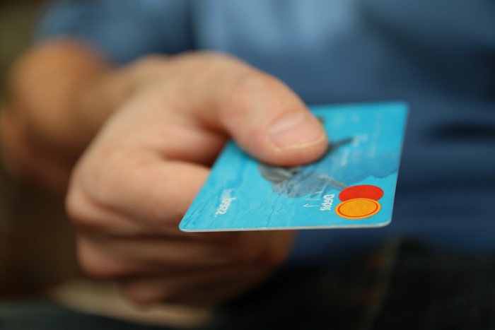 schlüsseldienst auswählen bezahlen schlüssel reparieren kreditkarte bezahlen schlüssel jakob de 24 h schlüsseldienst finden