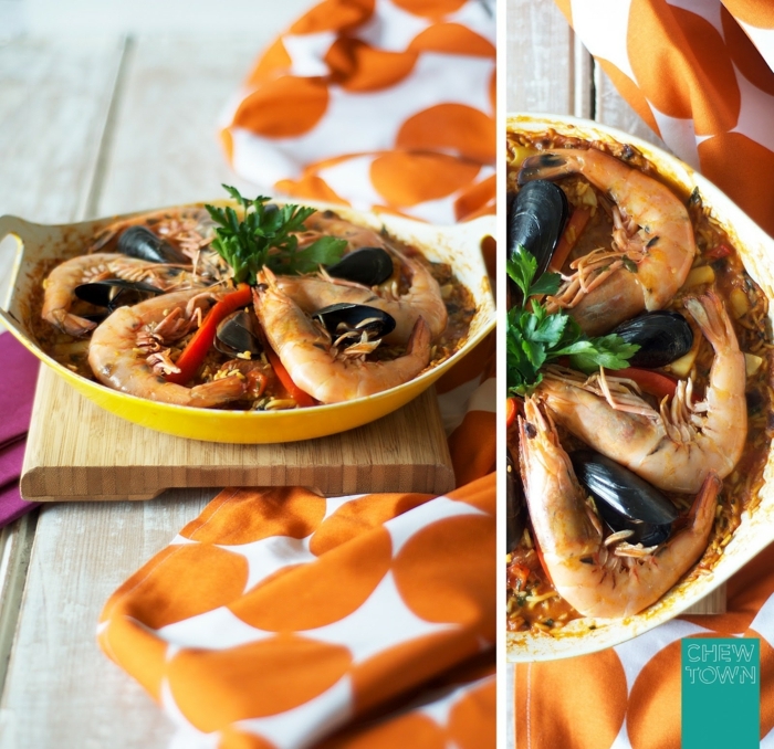 weißes küchentuch mit orangen kreisen mallorquinische paella rezept mit meeresfrüchten ideen abendessen inspo leckere speisen