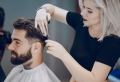 Lange Haare selbst schneiden – Step-by-Step Anleitung