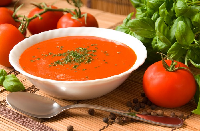 stoffwechseldiät rezepte hcg brot hcg rezepte stoffwechselkur lebensmittel tomatensuppe mit basilikum