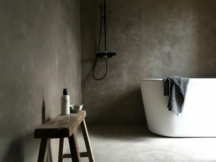 wohnung japanischer einrichtungsstil wabi sabi wohnen badezimmer wabi sabi einrichten vanne aus stein weiß holzbank graue wände