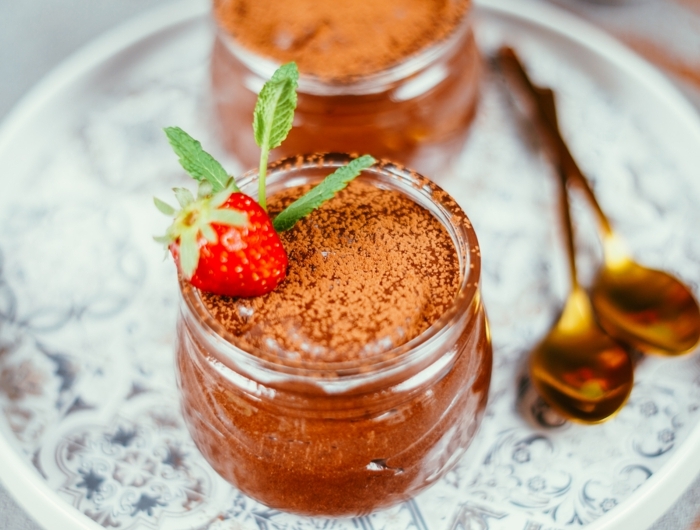 10 vegane schokolade zubereitungsweise nachtisch im glas leckere rezepte schokolademousse 700x530