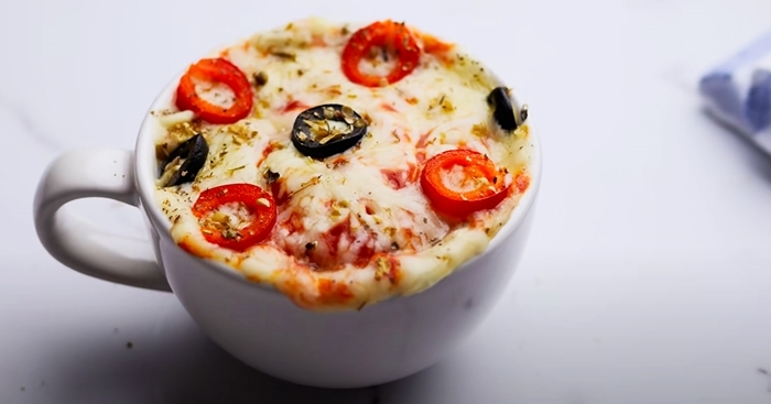 pizzateig mit hefe pizza bowl selber machen schritt für schritt schnelles mittagessen