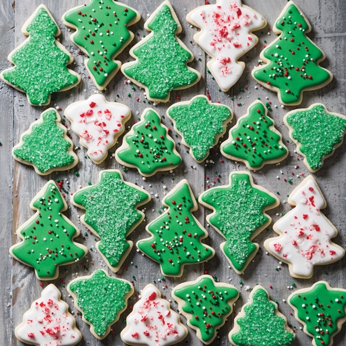 plätzchen zum ausstechen kekse backen weihnachtskekse mit zuckerglasur tannenbäume