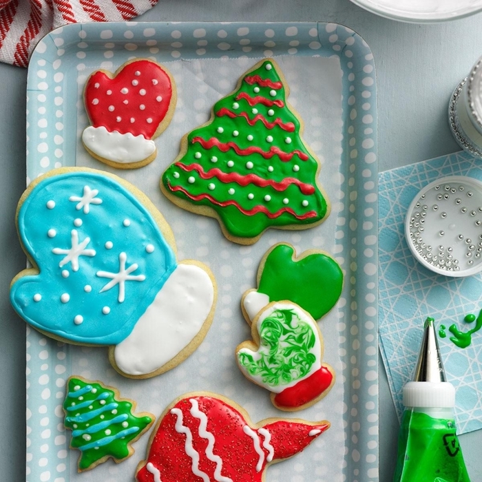 plätzchen zum ausstechen kekse backen weihnachtsplätzchen mit kokos und zuckerglasur